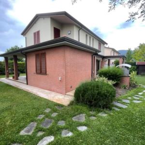 Ristrutturazione edificio residenziale, Cascina (Il residenziale)