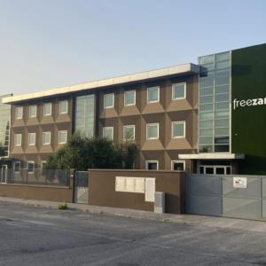 Nuova sede Freezanz , Pontedera(PI) (Industriale e commerciale)