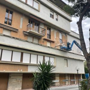 Manutenzione Facciata condominio via Malagoli Pisa (In corso d'opera)