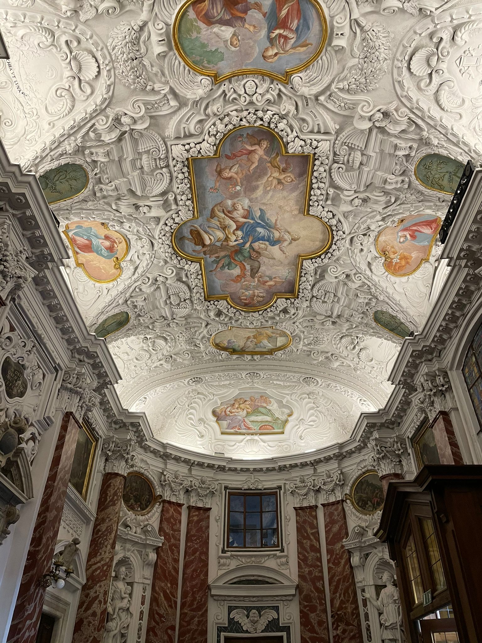 Restauro soffitto del santuario di Montenero